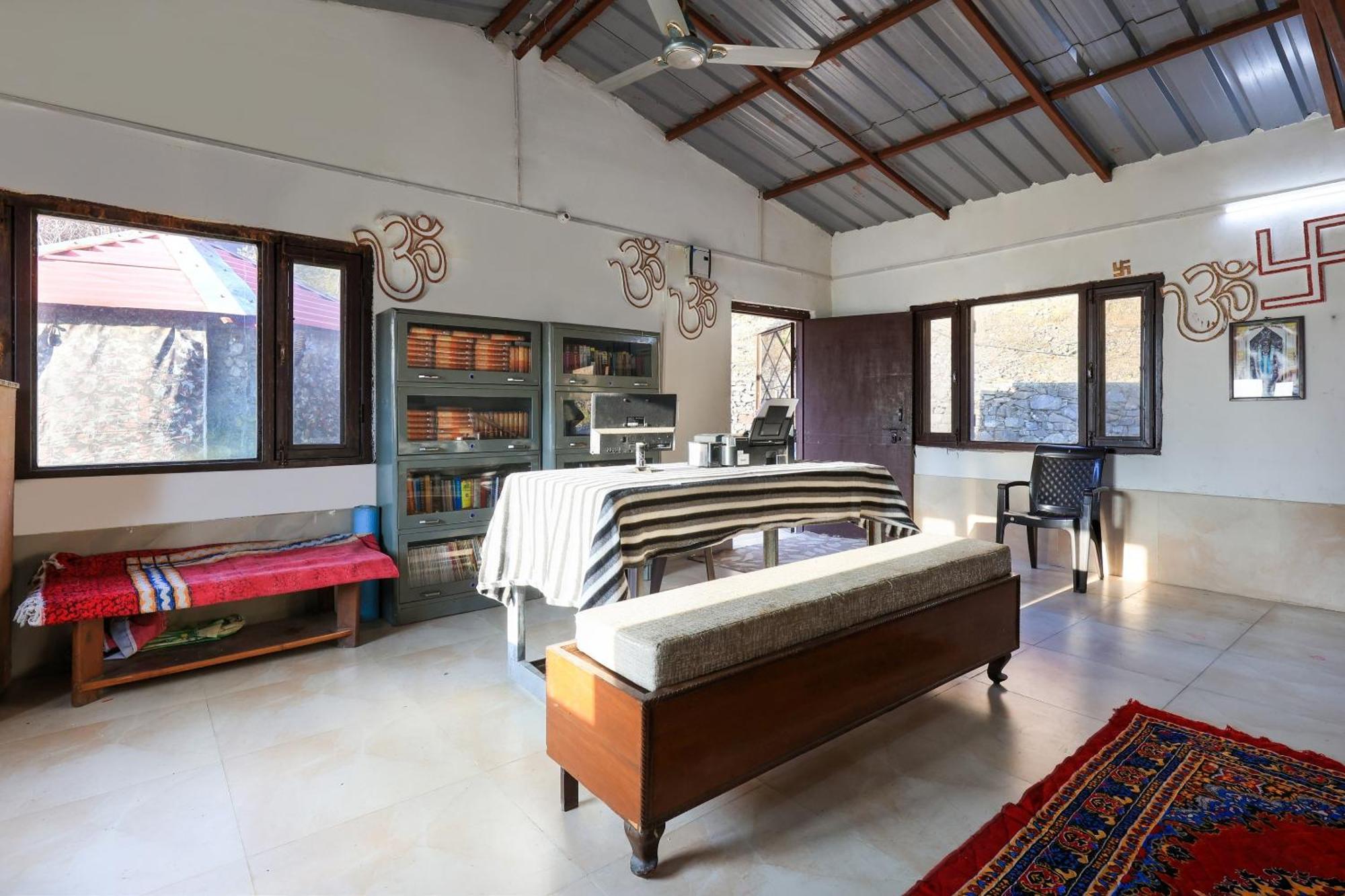 Ausy Wellness Premium Home Stay Bhowali ภายนอก รูปภาพ